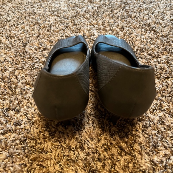 Lifestride Heels - Picture 3 of 3